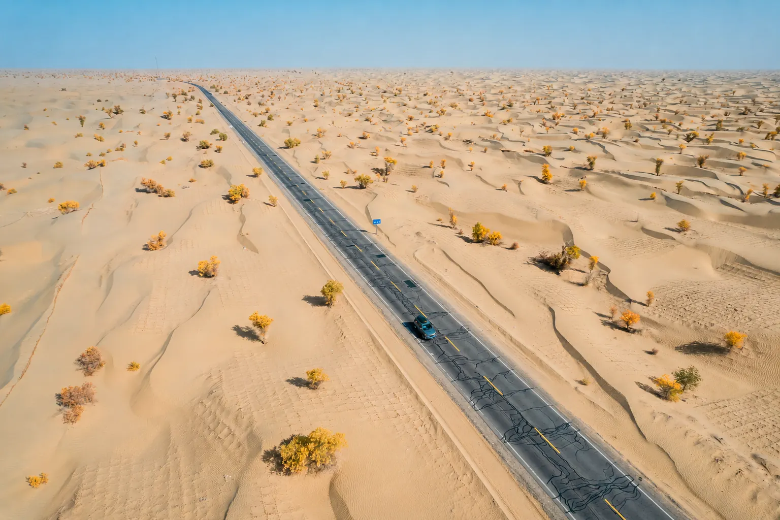 Silk Road and Taklamakan Desert landscape in Southern Xinjiang