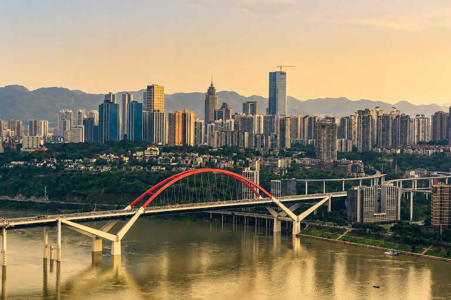 Seasonal mountain city scenery in Chongqing