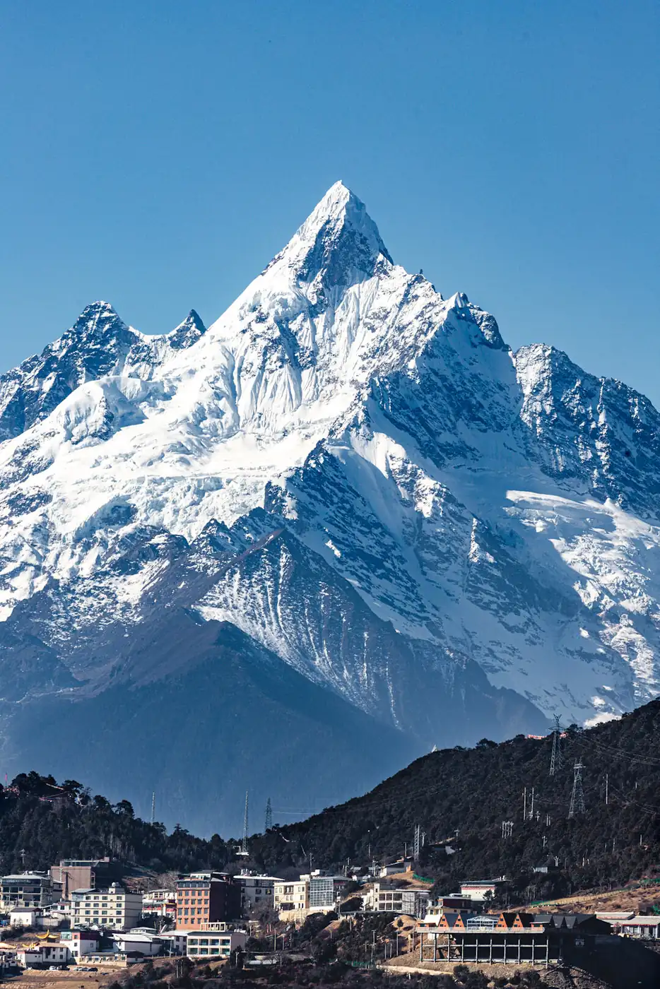 Snow-covered Meili Snow Mountain near Deqin in northwest Yunnan