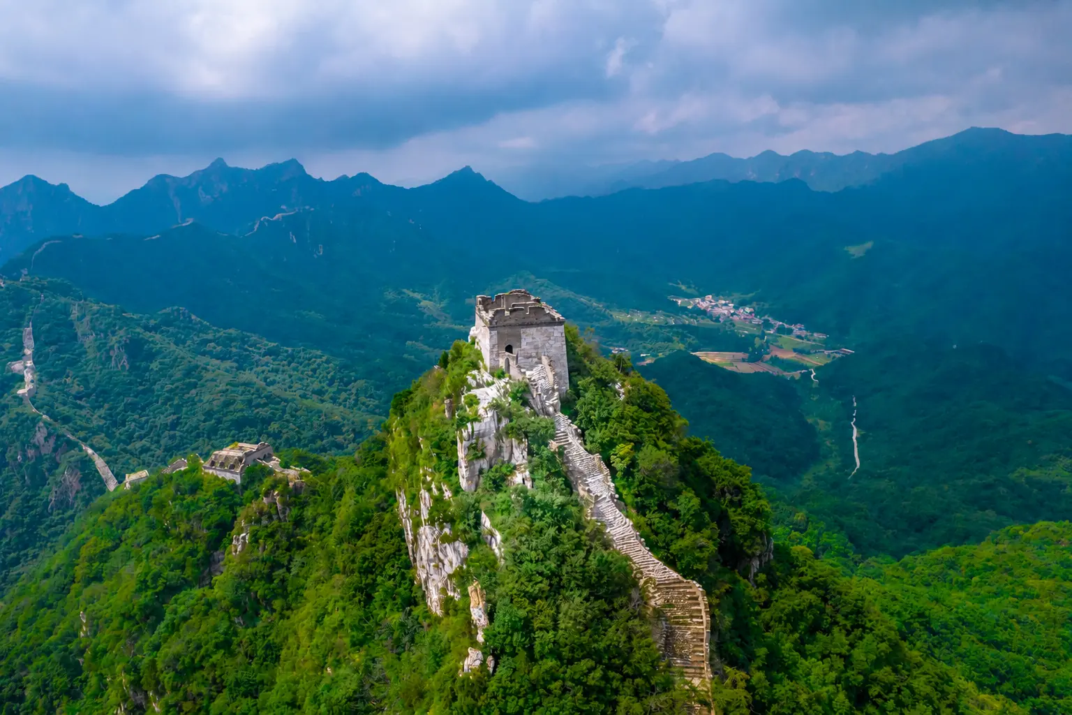 Jiankou wild Great Wall section