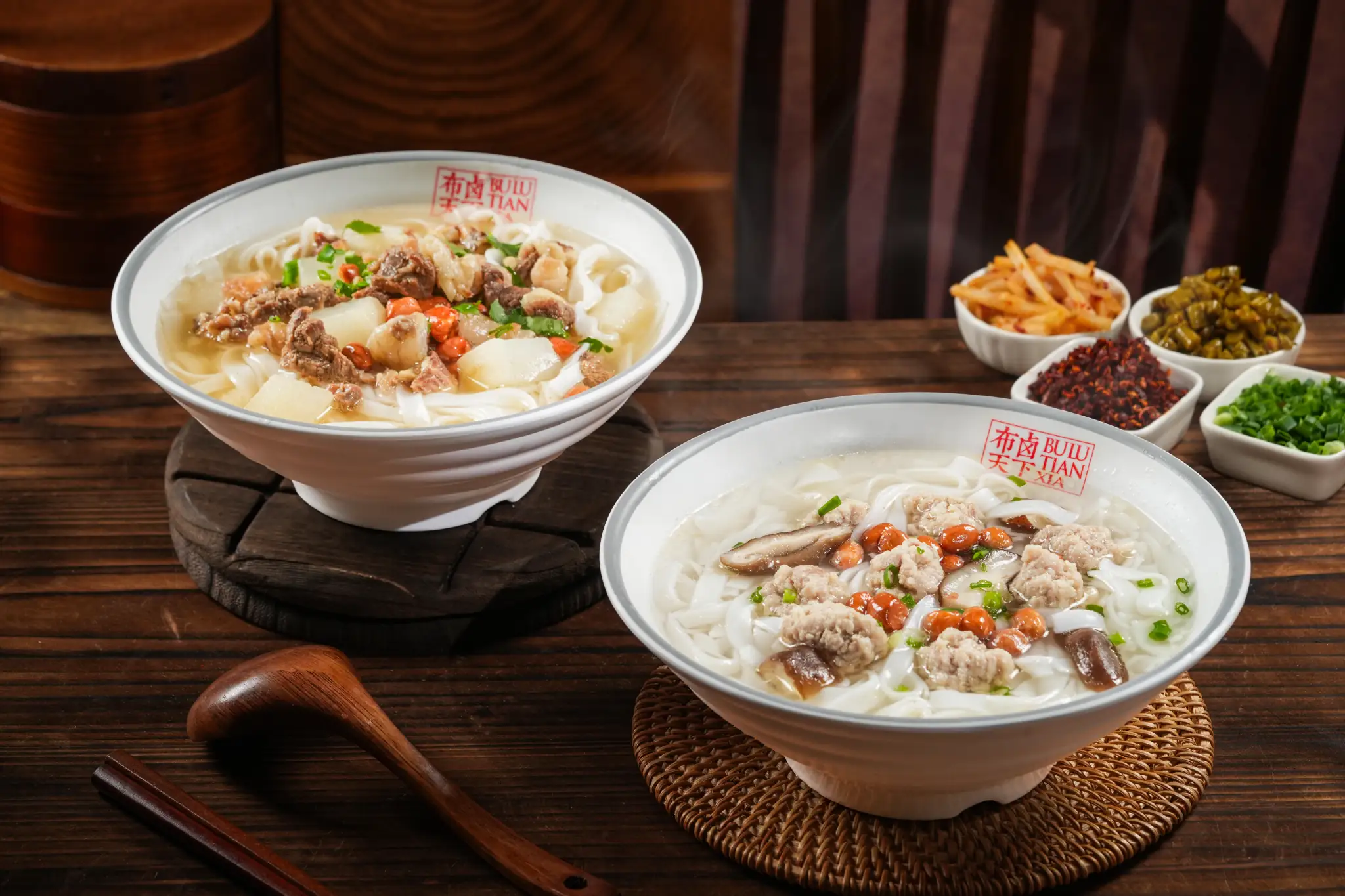 Guilin rice noodles and local food in Guilin