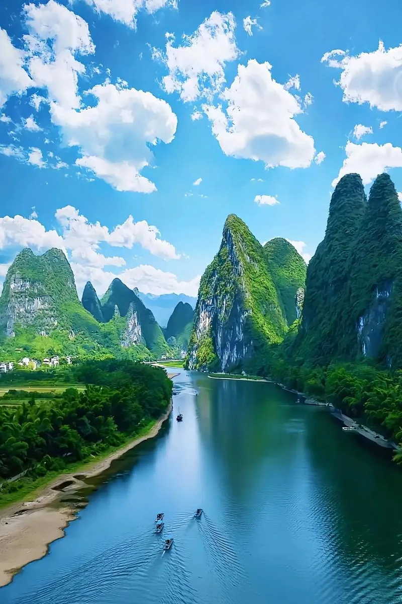 Green summer karst mountains and countryside near Yangshuo