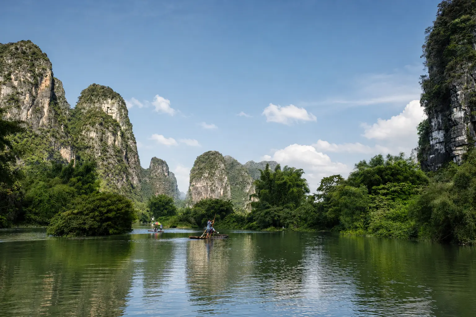 Yulong River and karst countryside near Yangshuo