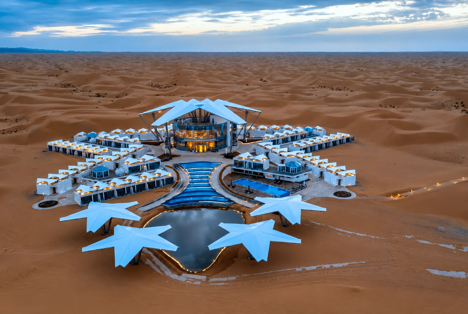 Accommodation near Mingsha Mountain in Dunhuang