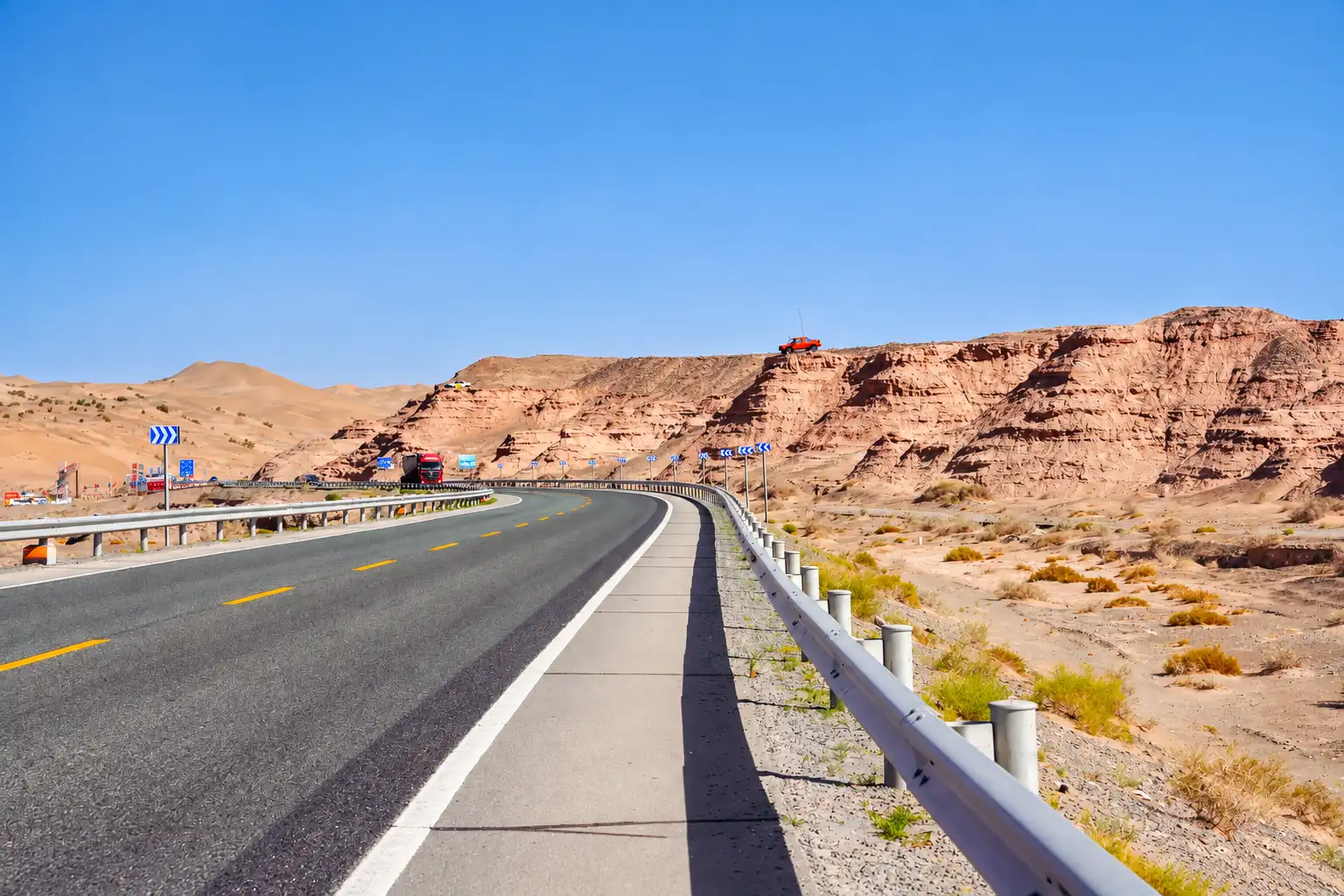 Yumen Pass and western Gobi route near Dunhuang