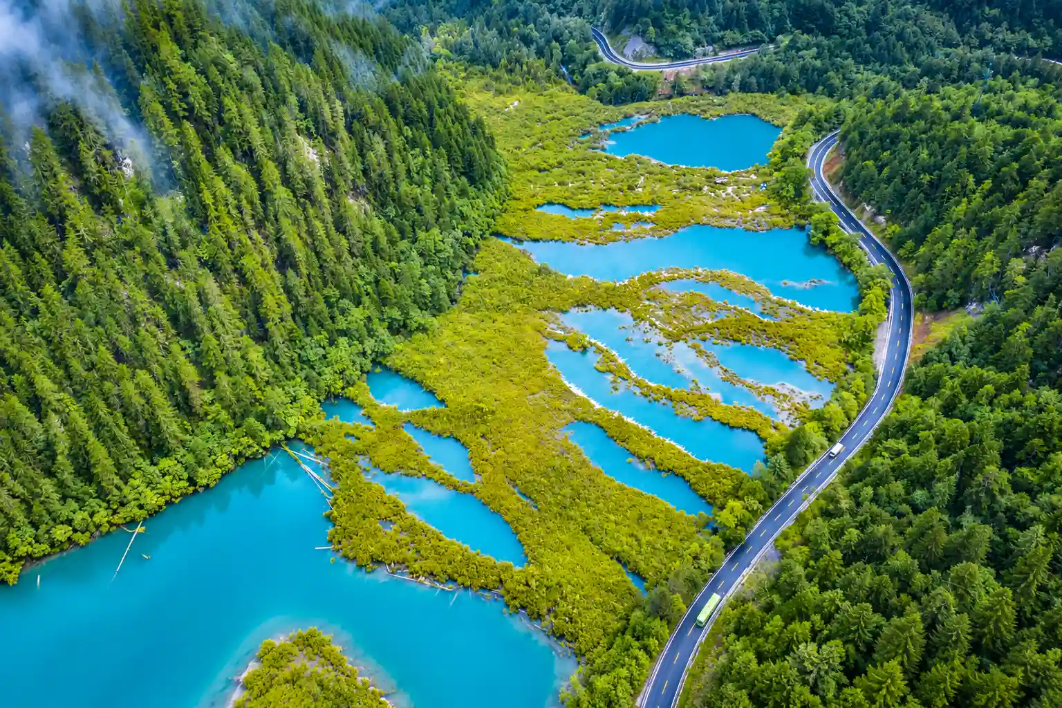 Shuzheng Lakes in Jiuzhaigou National Park