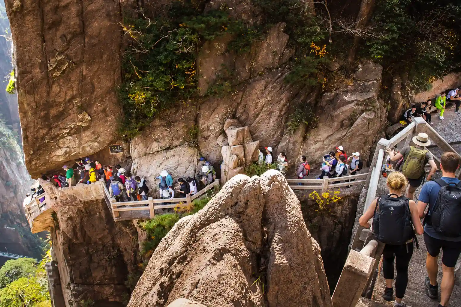 Hiking trail through West Sea Grand Canyon on Mount Huangshan