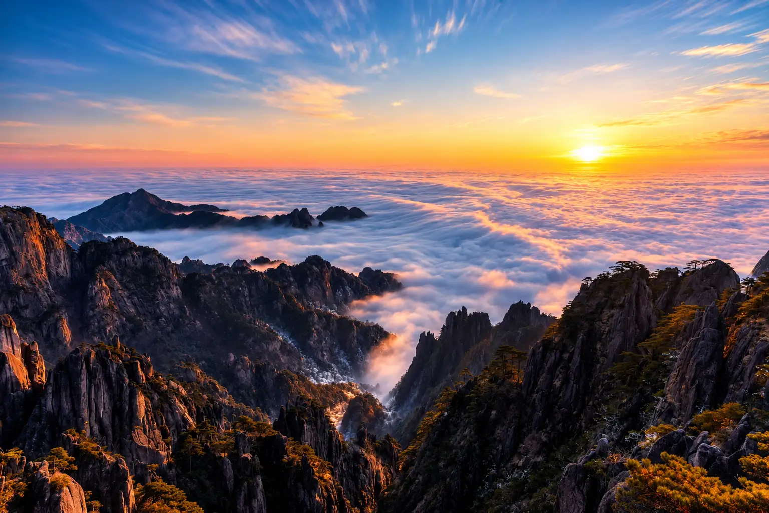 Sunrise above the sea of clouds on Mount Huangshan