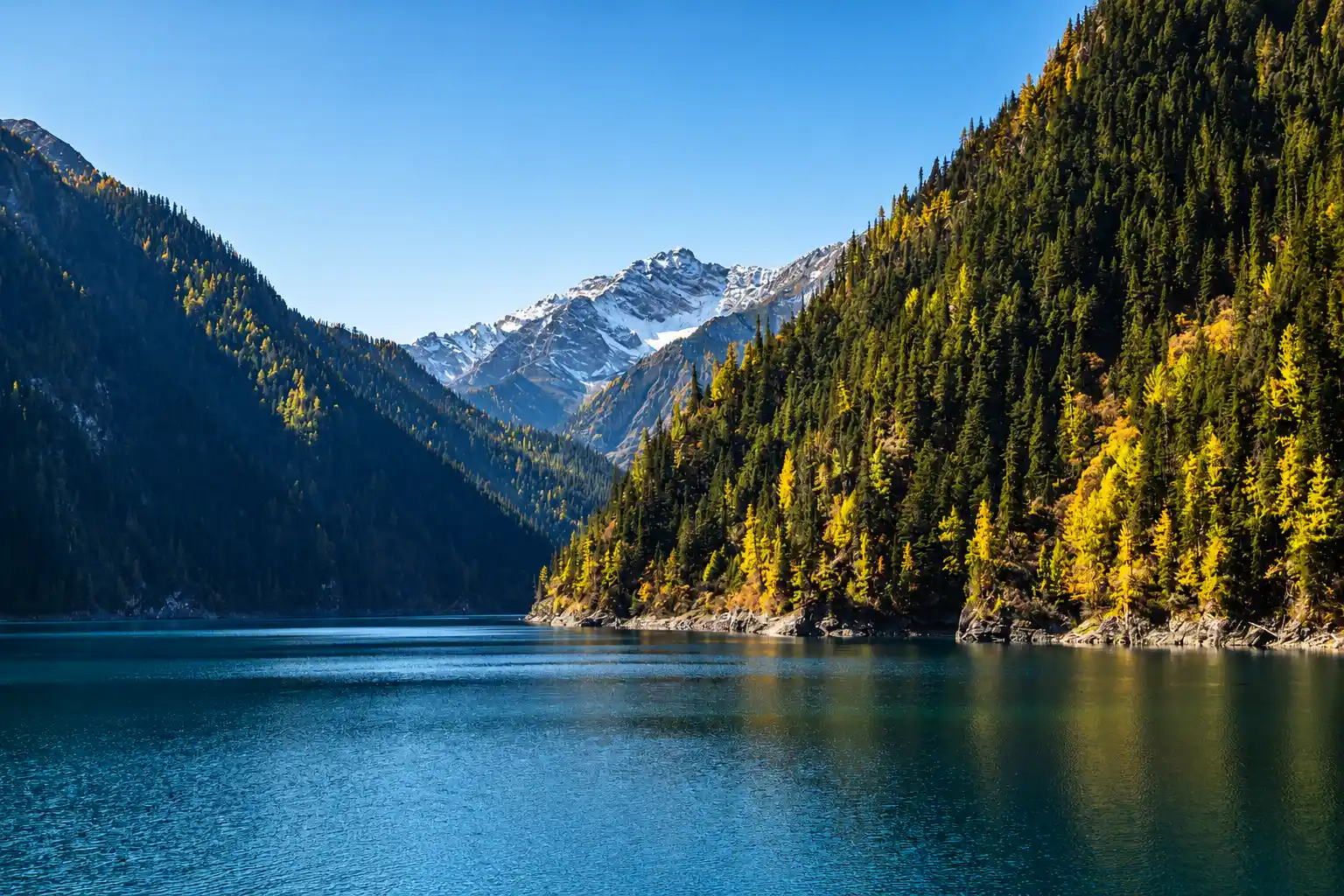 Long Lake in Jiuzhaigou National Park