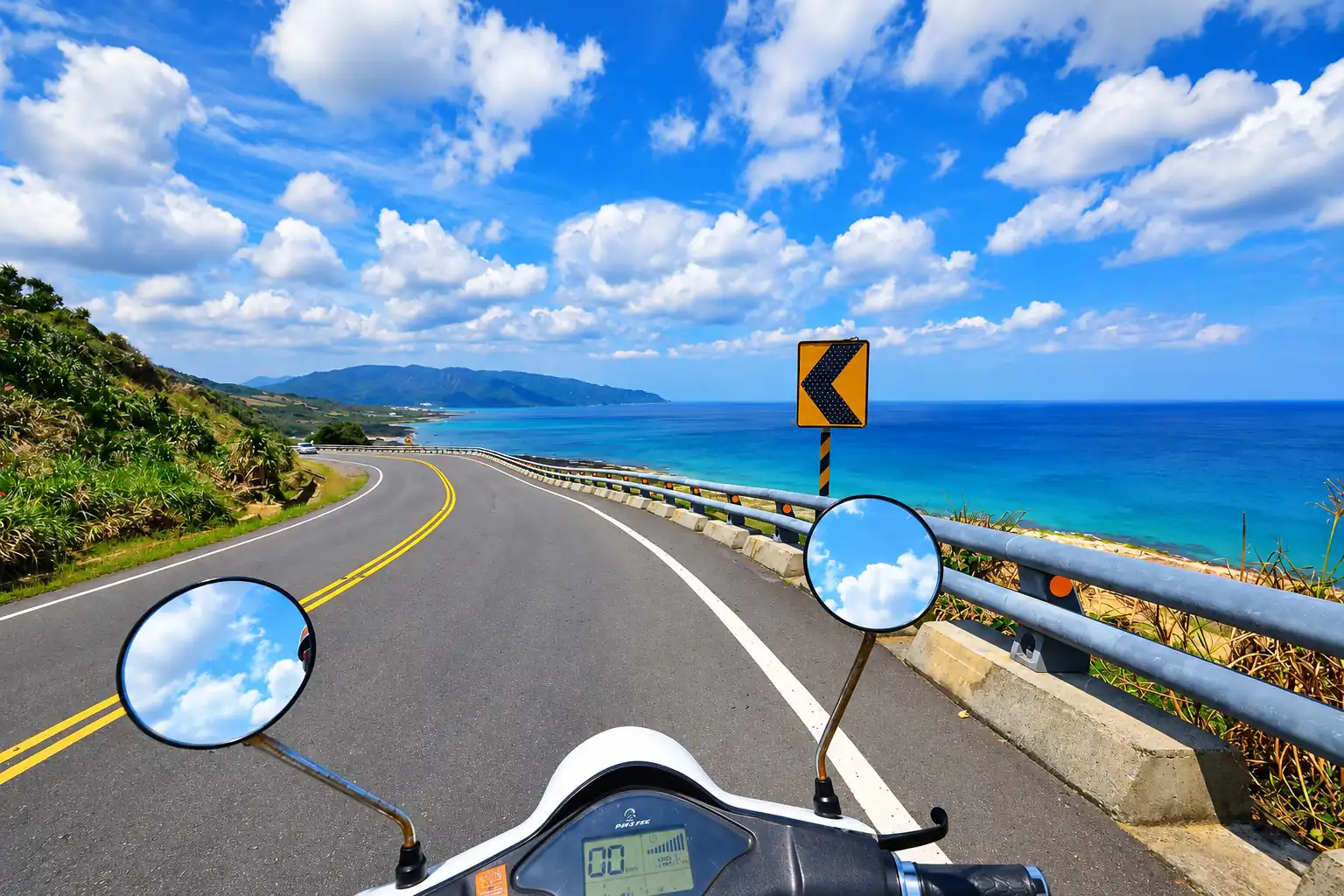 Taiwan itinerary combining cities mountain scenery and local experiences