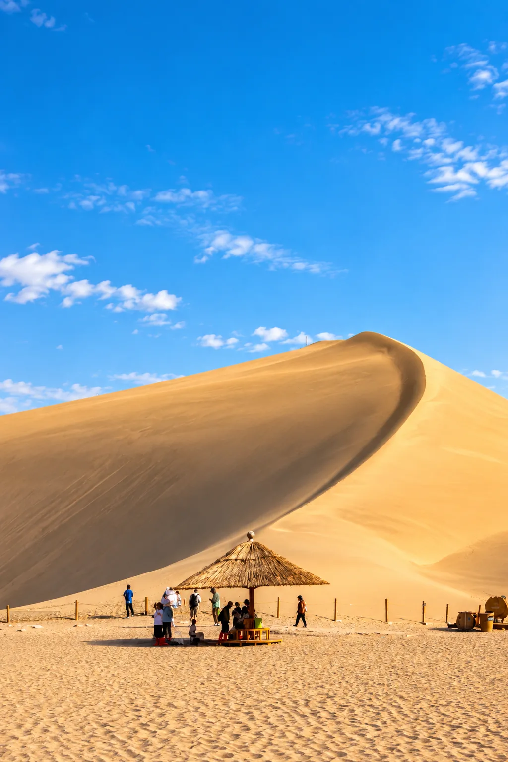Mingsha Mountain desert scenery in summer