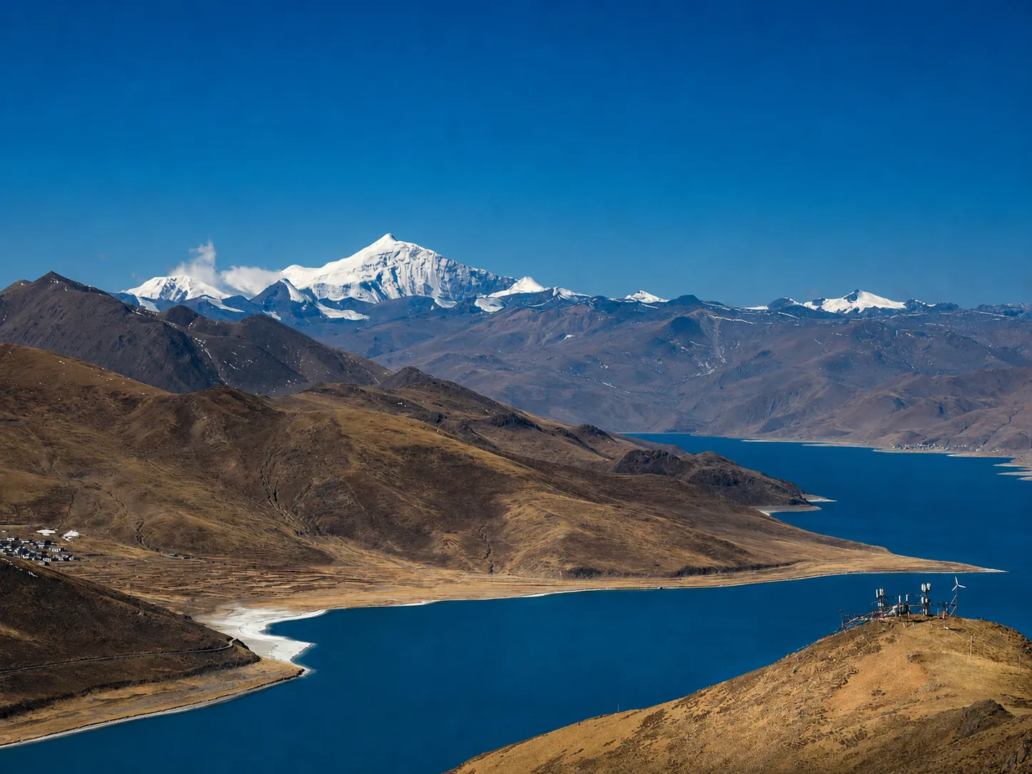 Yamdrok Lake journey from Lhasa across the Tibetan Plateau